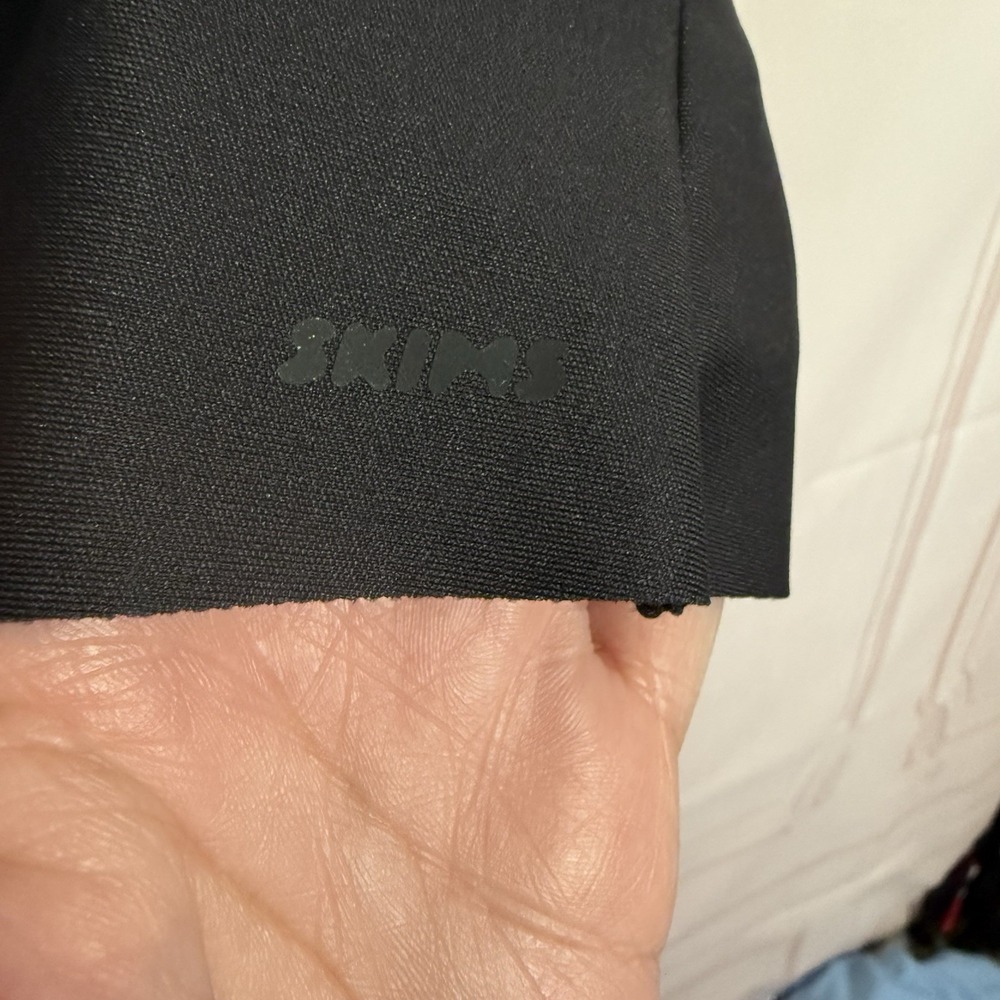 NWT SKIMS BODY ZONED OPEN BUST Mid Thigh BODYSUIT Onyx Black Size Large $88 - Picture 3 of 11